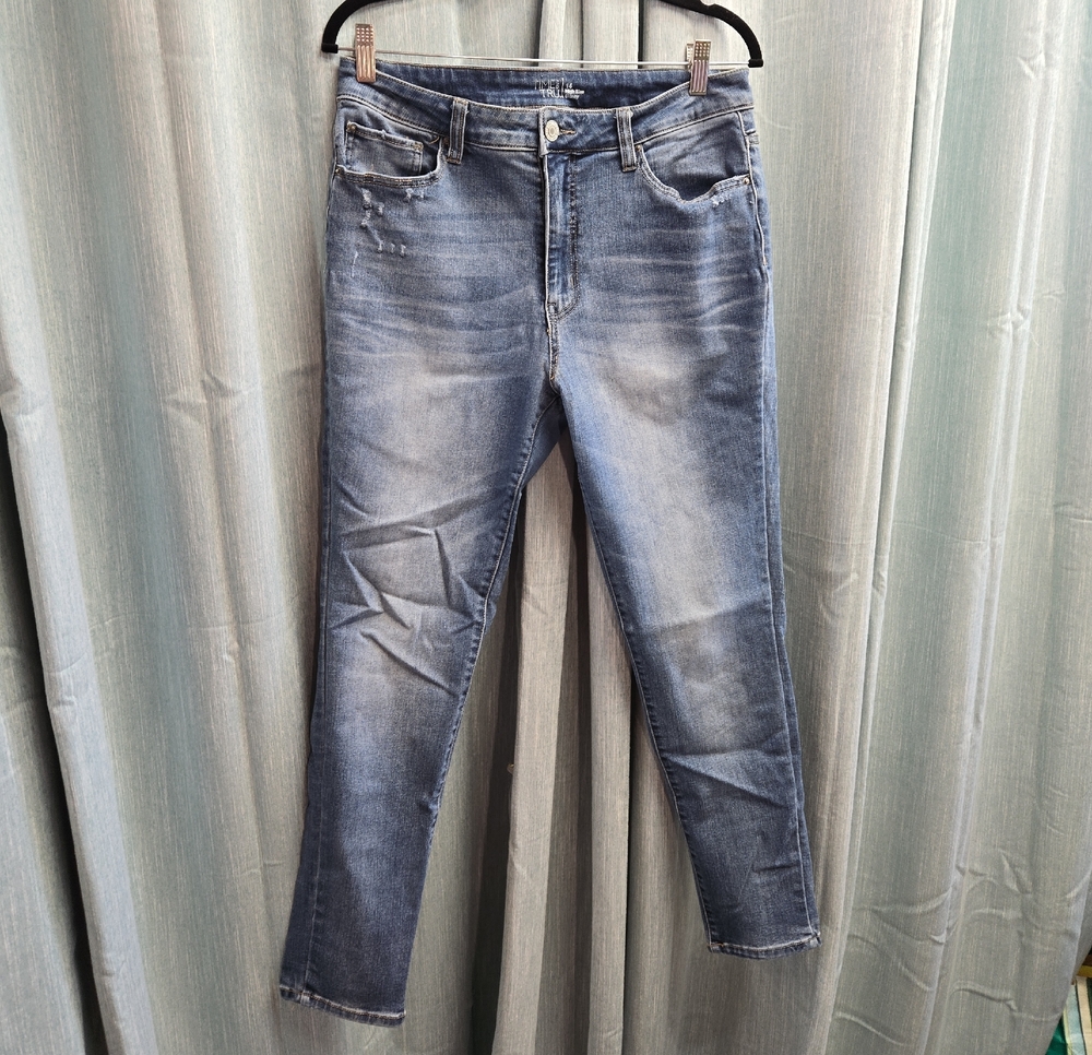 Time & True High Rise Skinny Jeans EUC